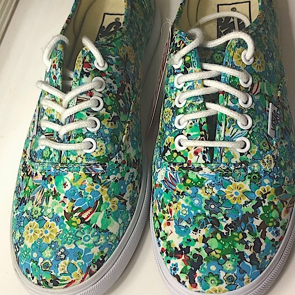 Vans Off the Wall “Ditsy Floral” in Pool Green Size 8 NWT - Picture 5 of 8